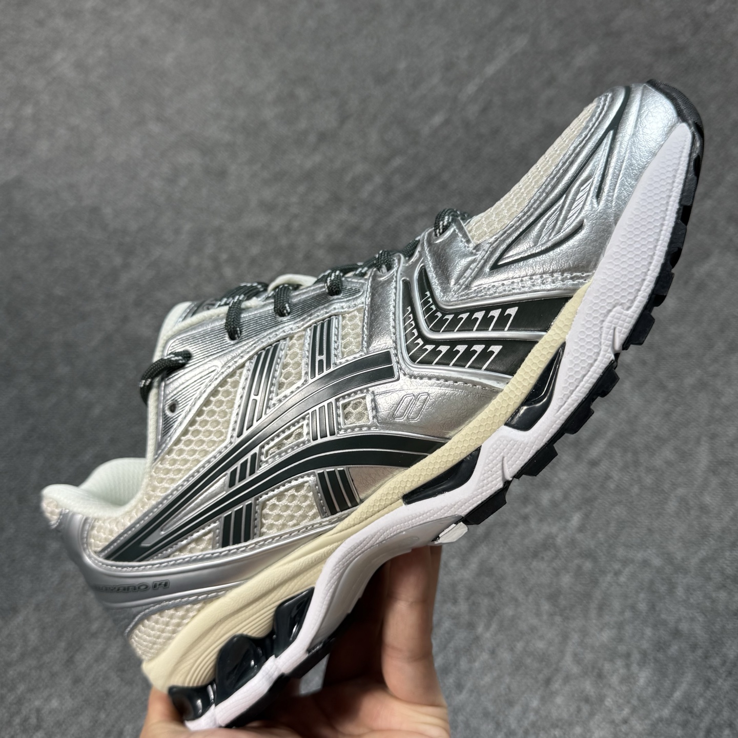 ASICS Gel-NYC Cream/Silver