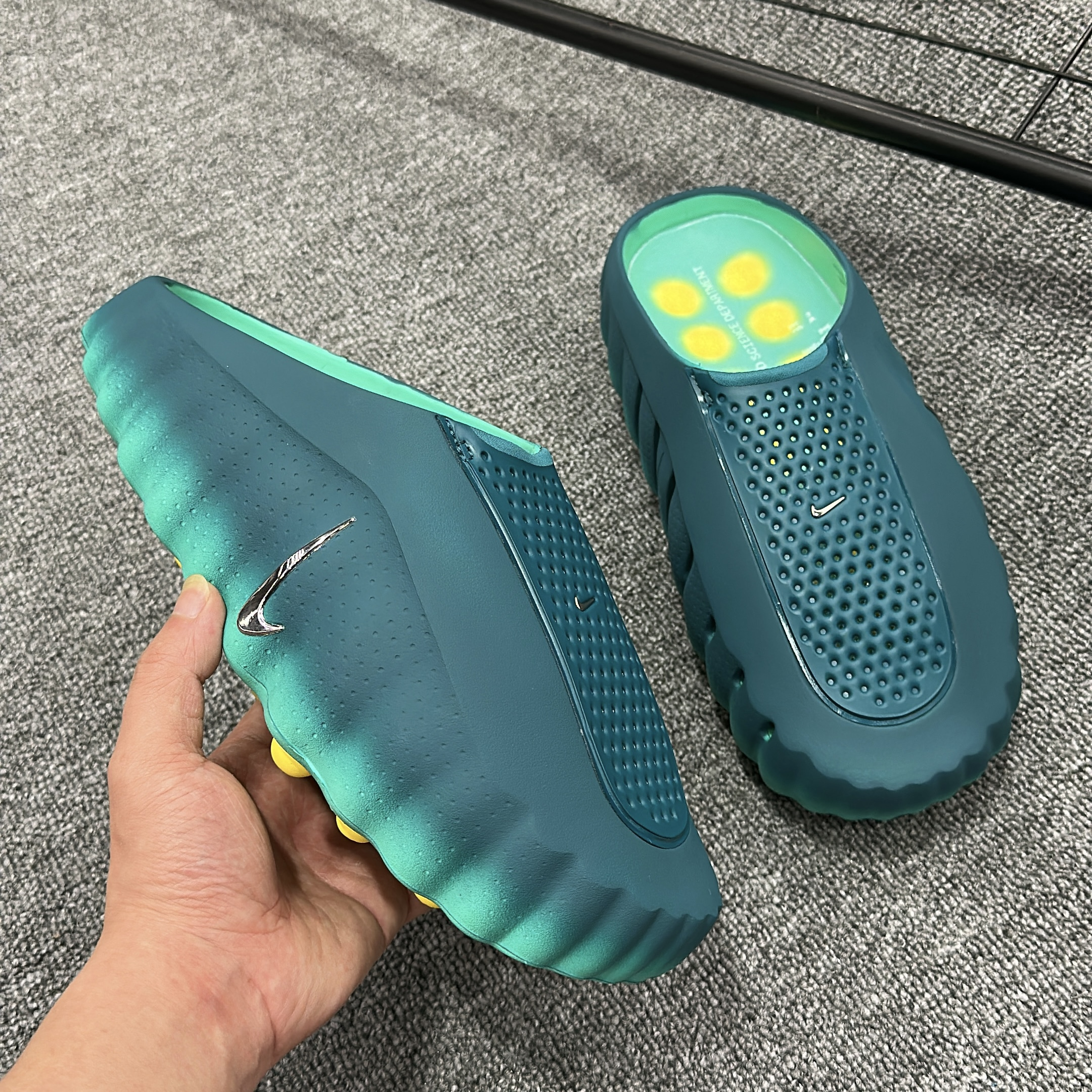 Nike ReactX Rejuven8 Recovery Clog Teal/Volt