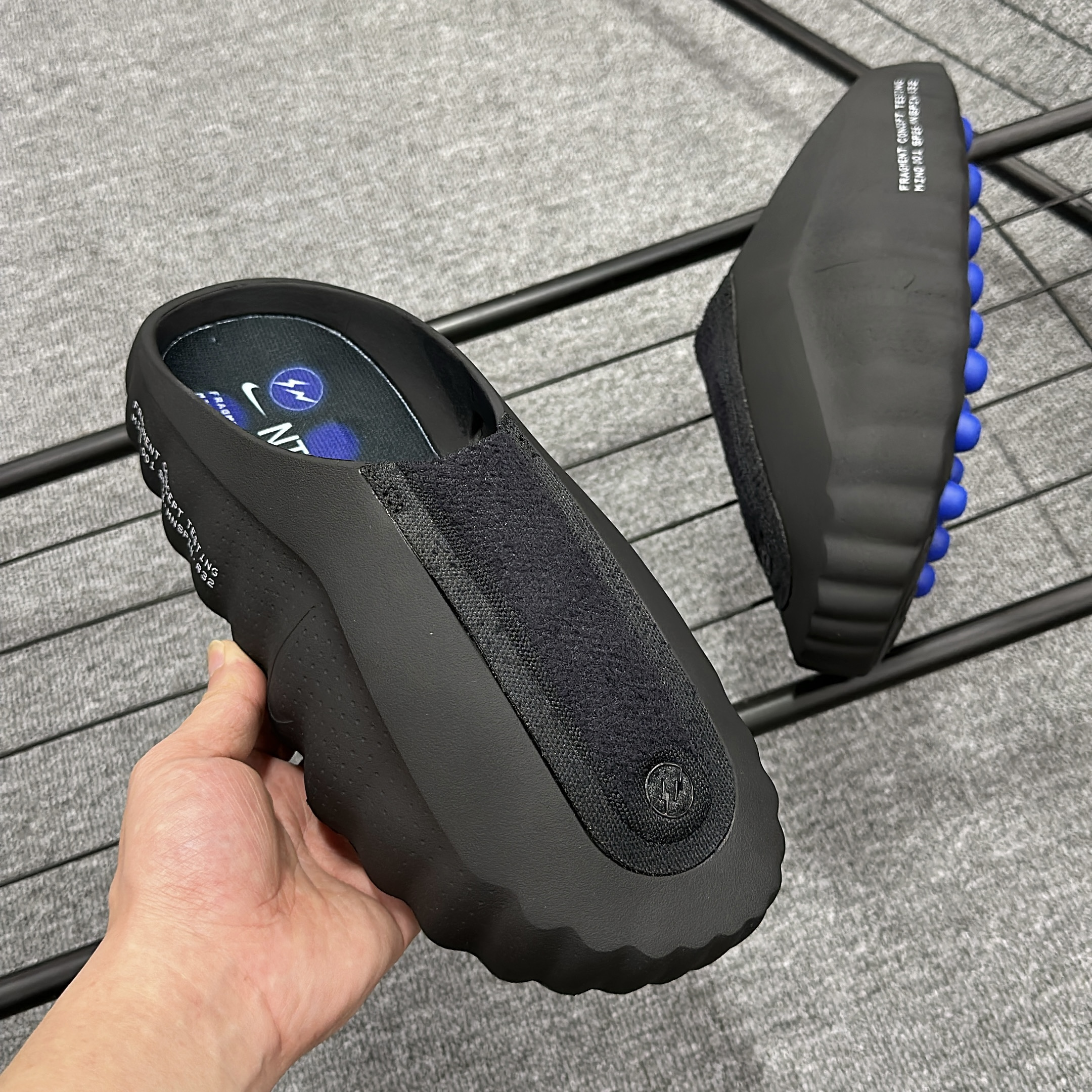 Nike x Fragment Recovery Clog Triple Black
